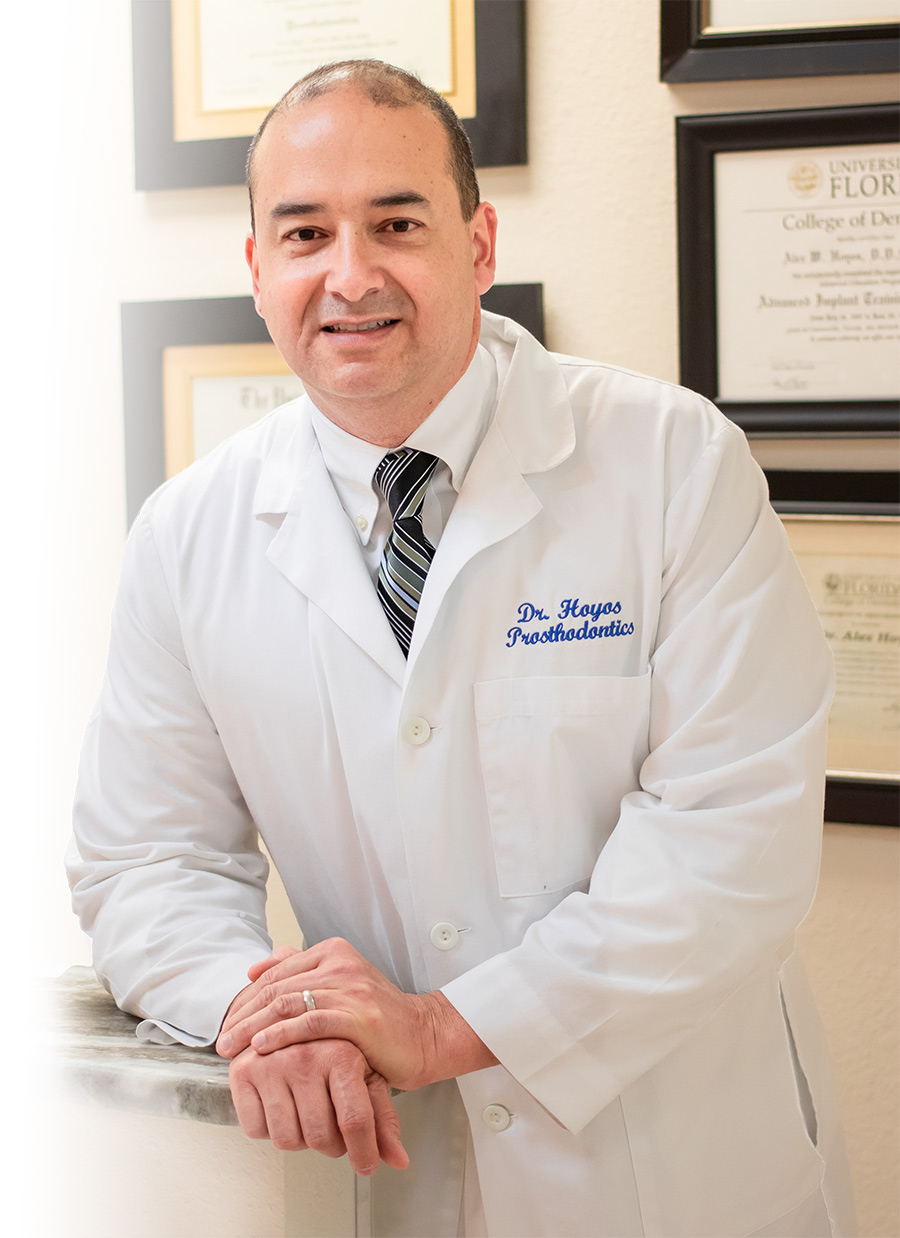 Dr. Alex Hoyos